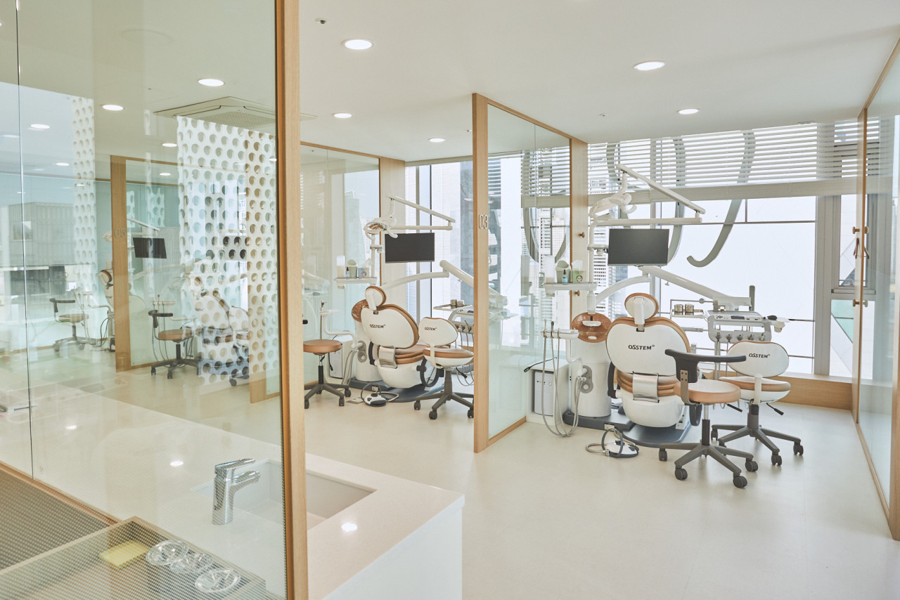 Le Dental Clinic