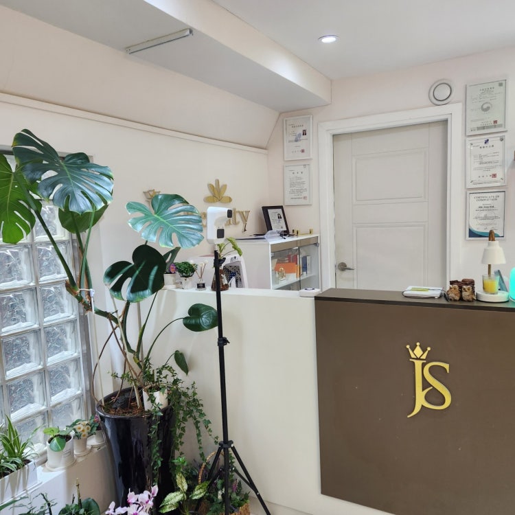 JS Beauty