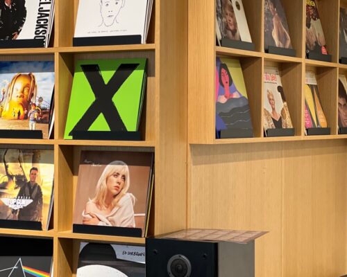 Vinyl Seongsu – Korea, The Essence of LP Cafe Sentiment