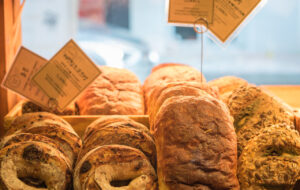 Sungsimdang Main Branch – A Historical and Authentic Korean Bakery