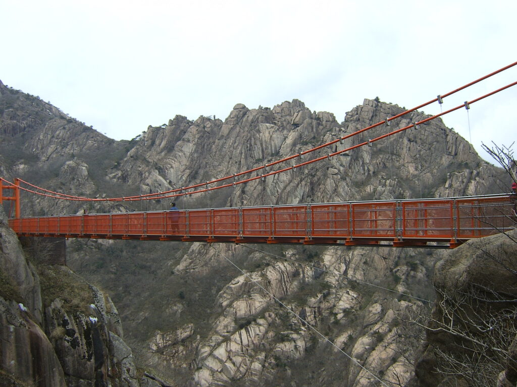 wolchulsan cloud bridge_photo by 국가유산포털